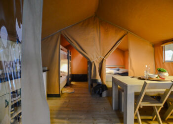 Lodge-XL-binnen Lodge-XL-binnen